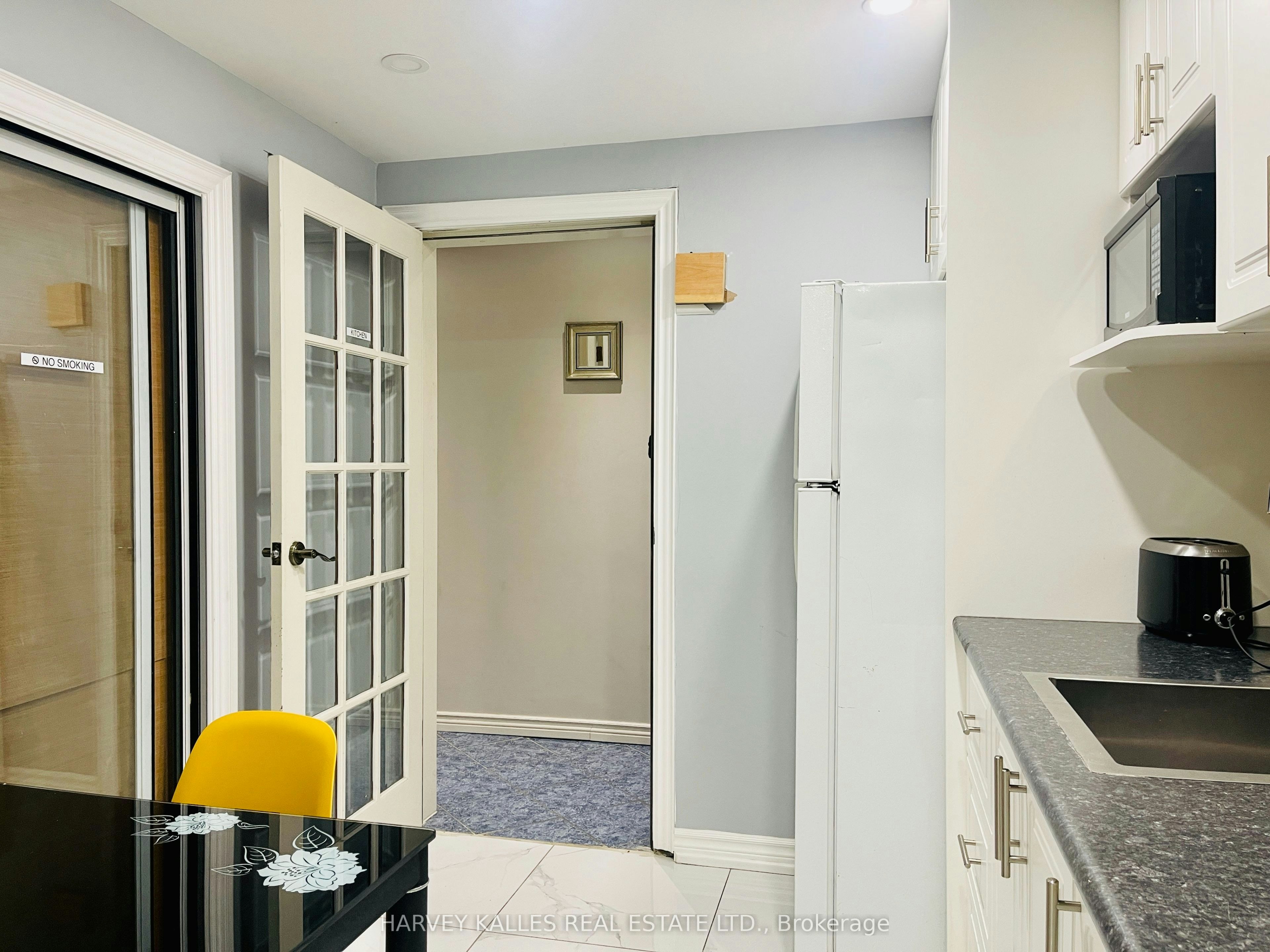 Lower-1538 Davenport Road, Toronto, ON, M6H 2J1 - 7