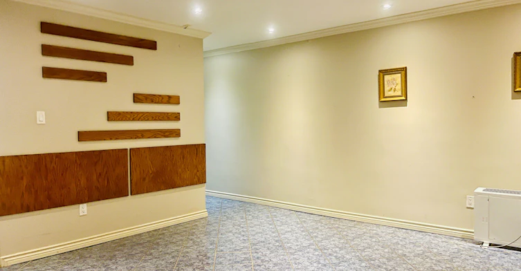 Lower-1538 Davenport Road, Toronto, ON, M6H 2J1 - 12