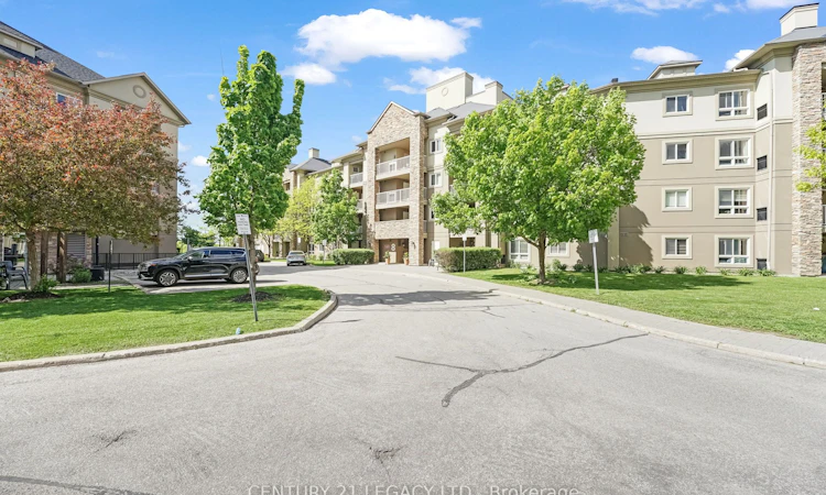 1307-8 Dayspring Circle