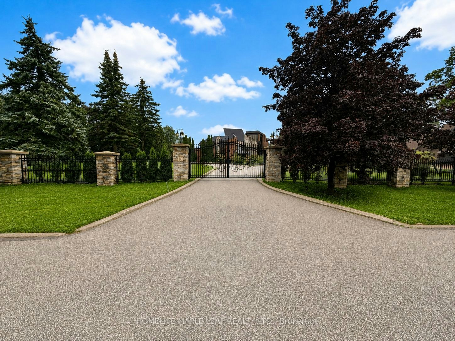 10 Edgeforest Drive, Brampton, ON, L6P 0E1