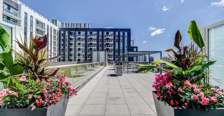 B607-133 Bronte Road, Oakville, ON, L6L 0H2 - 16