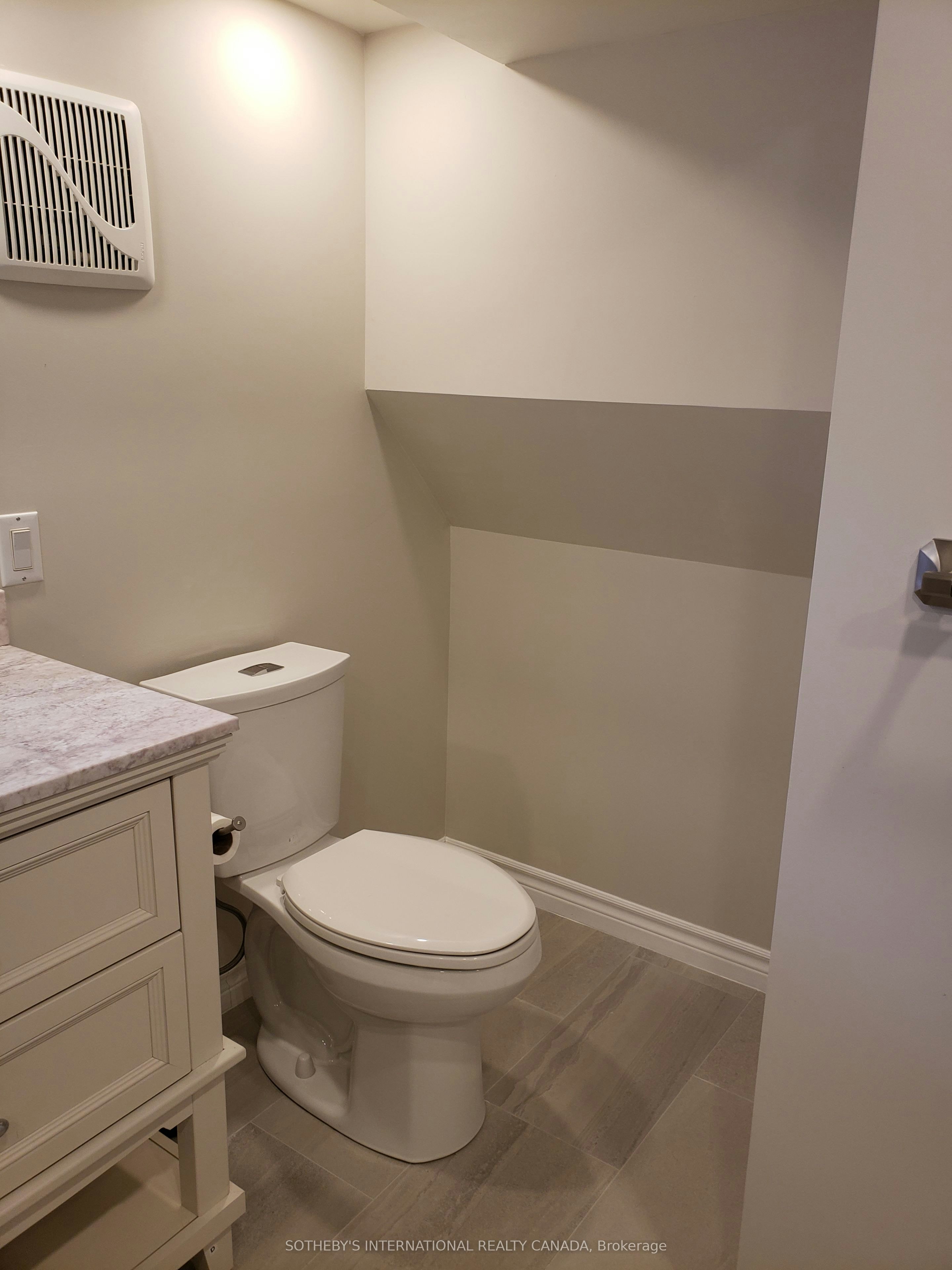Lower-6 Bell Royal Court, Toronto, ON, M9A 4G6 - 3