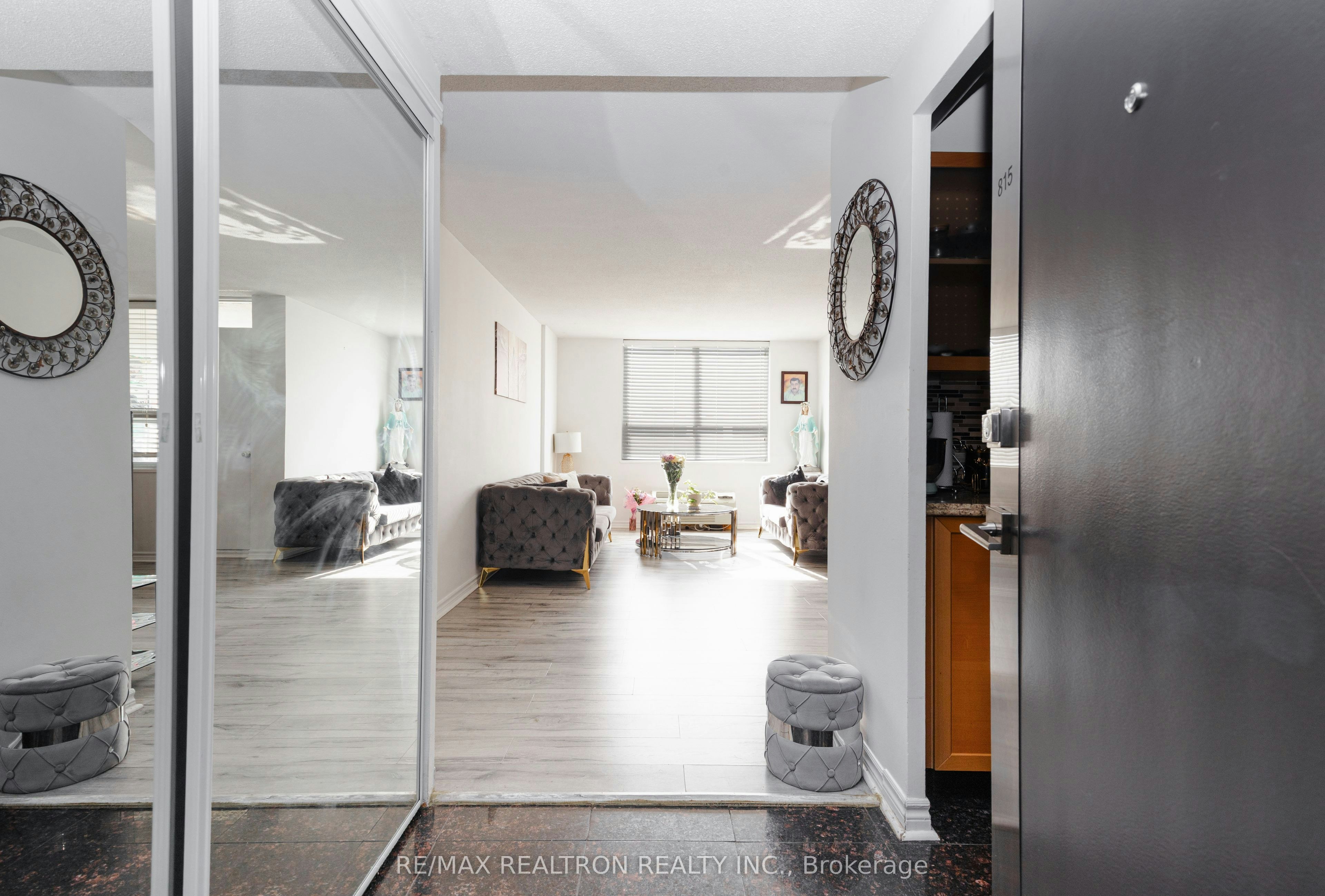 815-2825 Islington Avenue, Toronto, ON, M9L 2K1