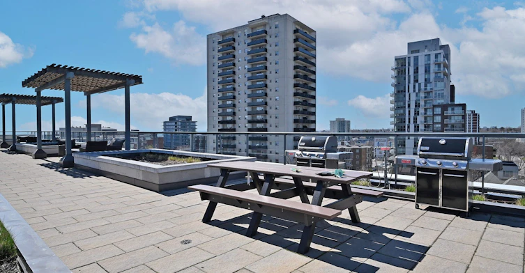 506-1 Hurontario Street, Mississauga, ON, L5G 0A3 - 42