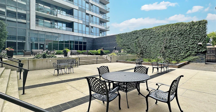 506-1 Hurontario Street, Mississauga, ON, L5G 0A3 - 44