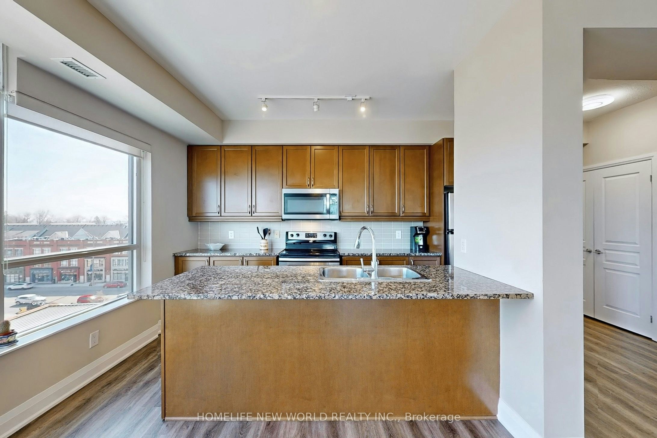 506-1 Hurontario Street, Mississauga, ON, L5G 0A3 - 14