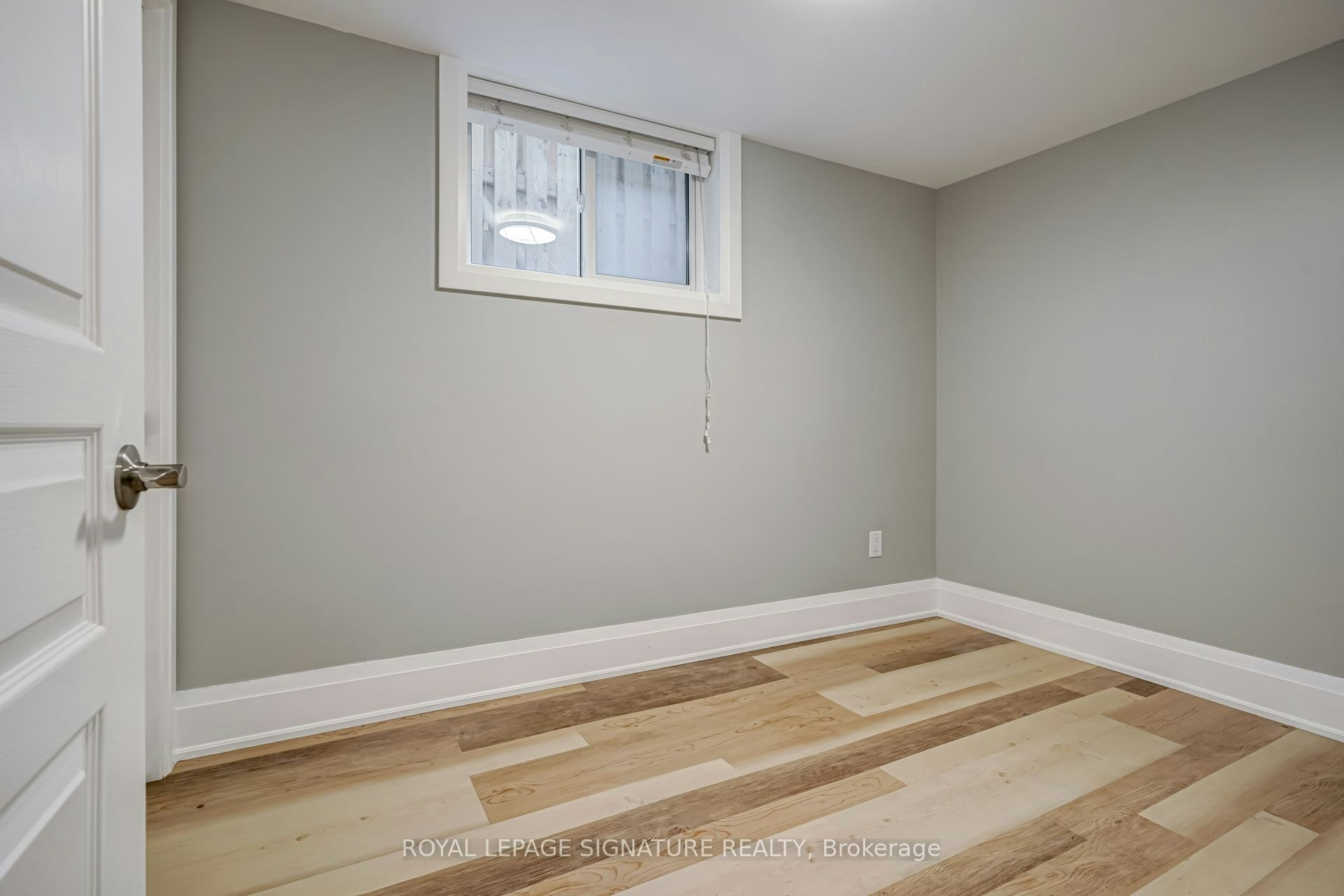 Lower-250 Nairn Avenue, Toronto, ON, M6E 4H4 - 16