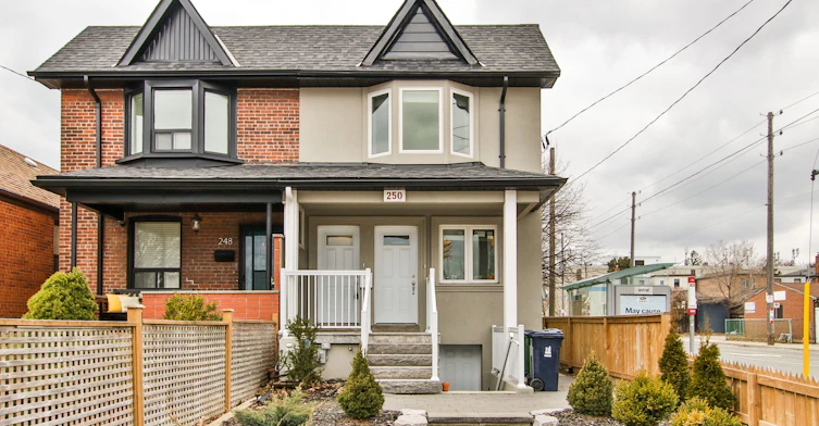 Lower-250 Nairn Avenue, Toronto, ON, M6E 4H4 - 23