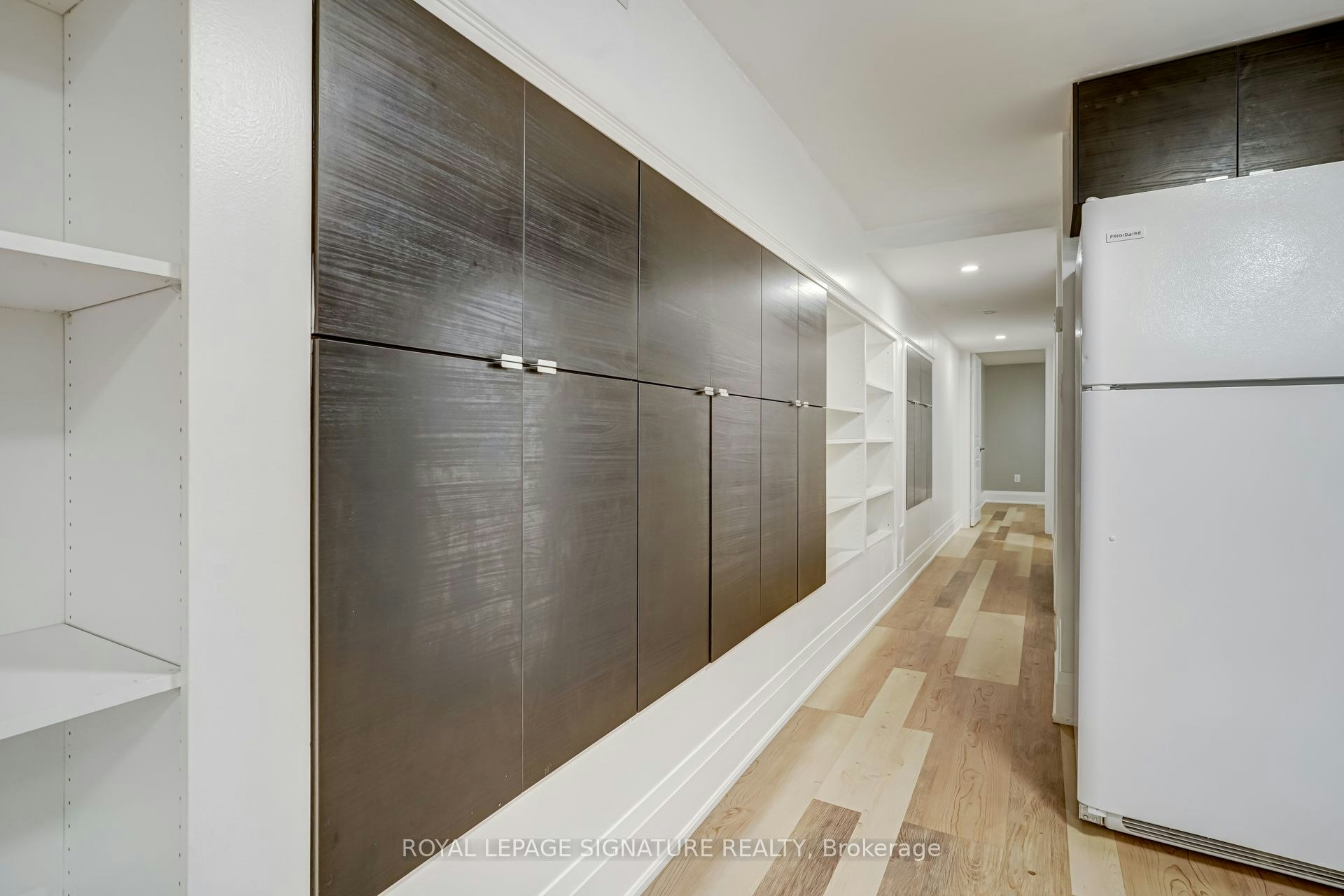 Lower-250 Nairn Avenue, Toronto, ON, M6E 4H4 - 8
