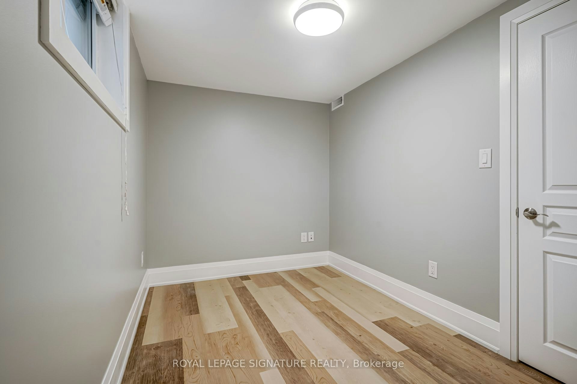 Lower-250 Nairn Avenue, Toronto, ON, M6E 4H4 - 19