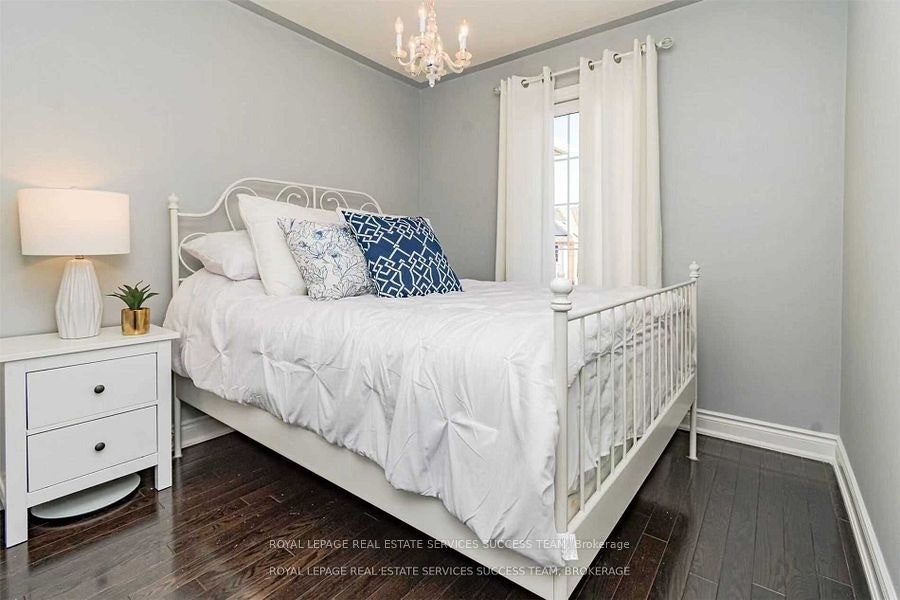 3057 Drumloch Avenue, Oakville, ON, L6M 5H7 - 16