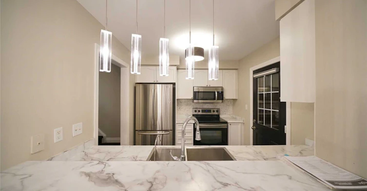3057 Drumloch Avenue, Oakville, ON, L6M 5H7 - 10