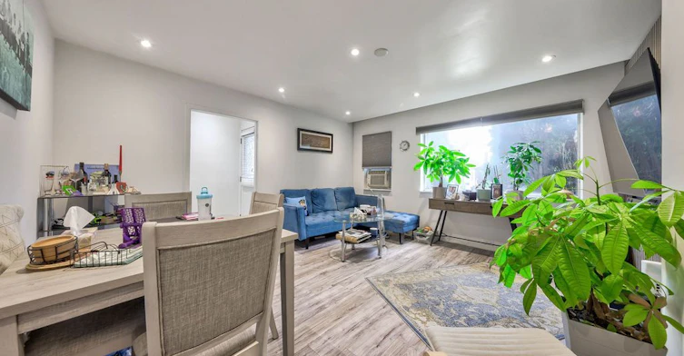 13 Teston Boulevard, Toronto, ON, M6N 4R9 - 5