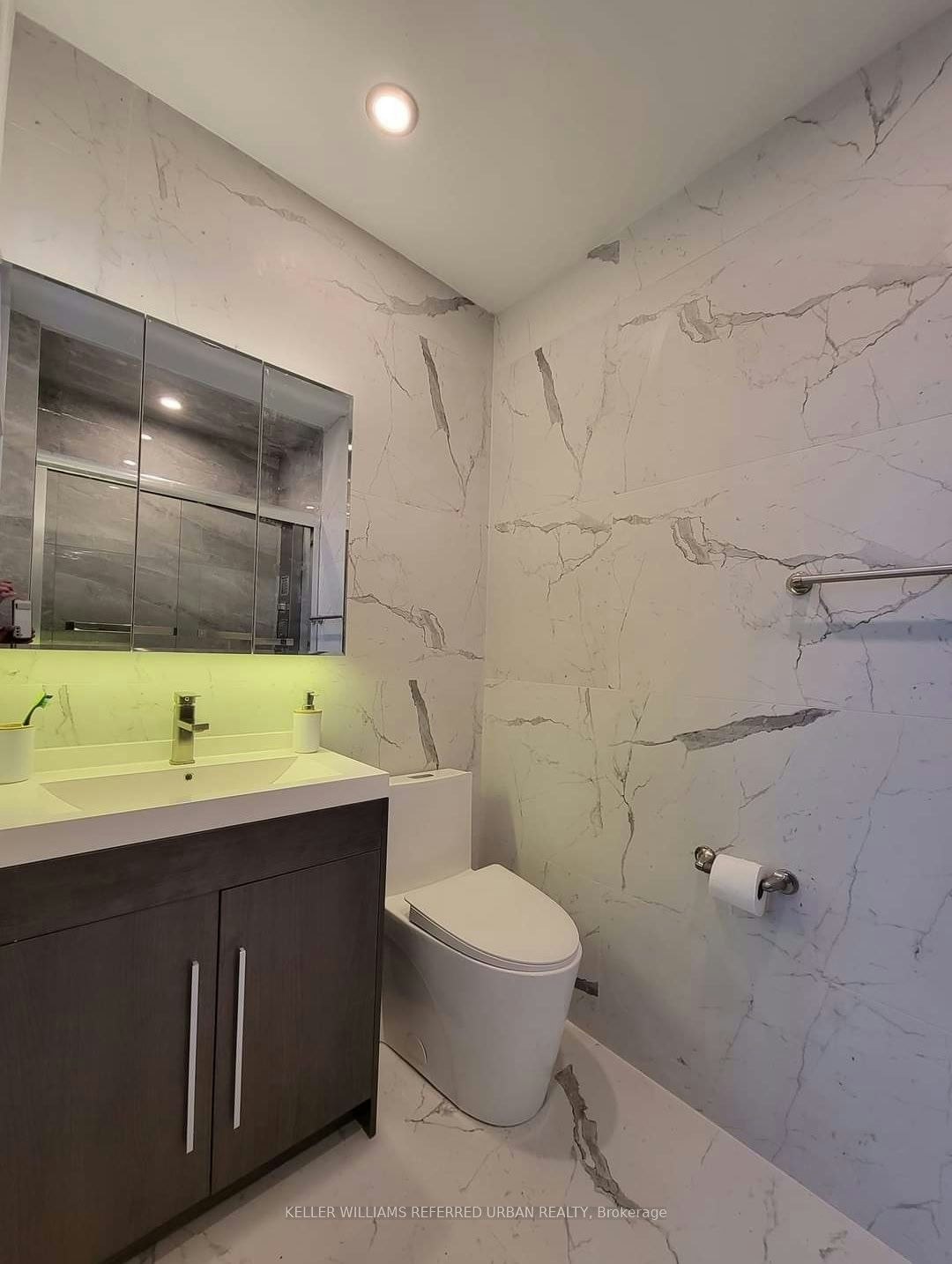 13 Teston Boulevard, Toronto, ON, M6N 4R9 - 11