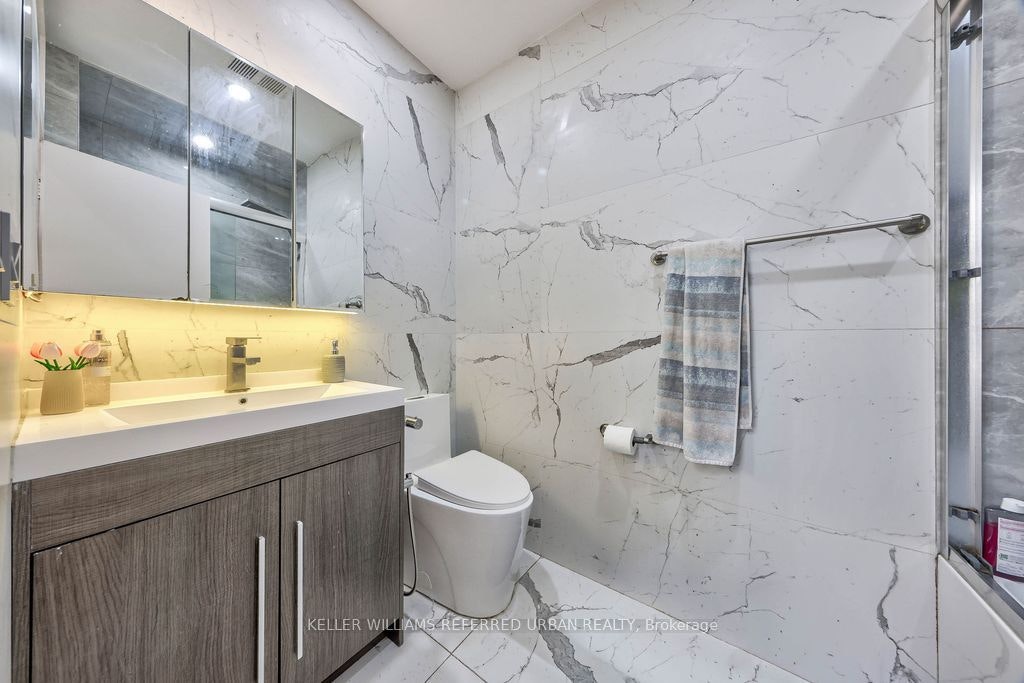 13 Teston Boulevard, Toronto, ON, M6N 4R9 - 10