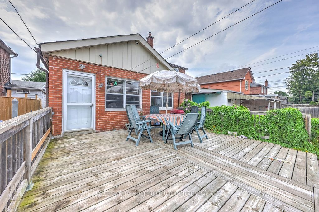 13 Teston Boulevard, Toronto, ON, M6N 4R9 - 13