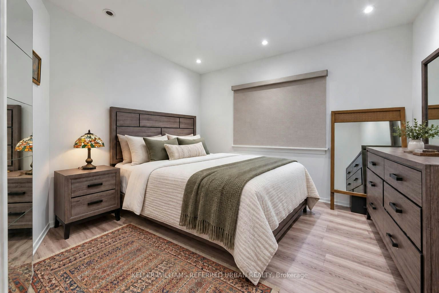 13 Teston Boulevard, Toronto, ON, M6N 4R9 - 13