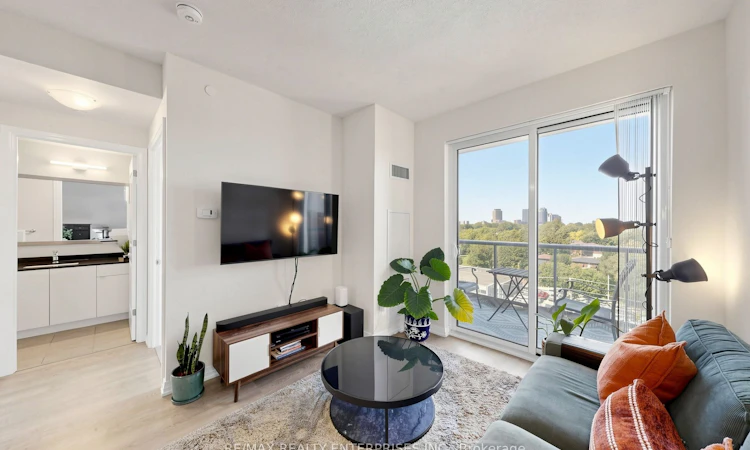 712-50 Thomas Riley Road