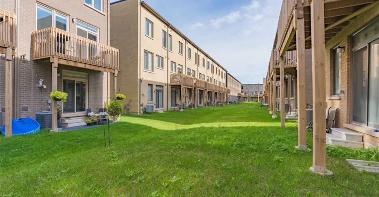 181 Sabina Drive, Oakville, ON, L6H 0L4 - 18