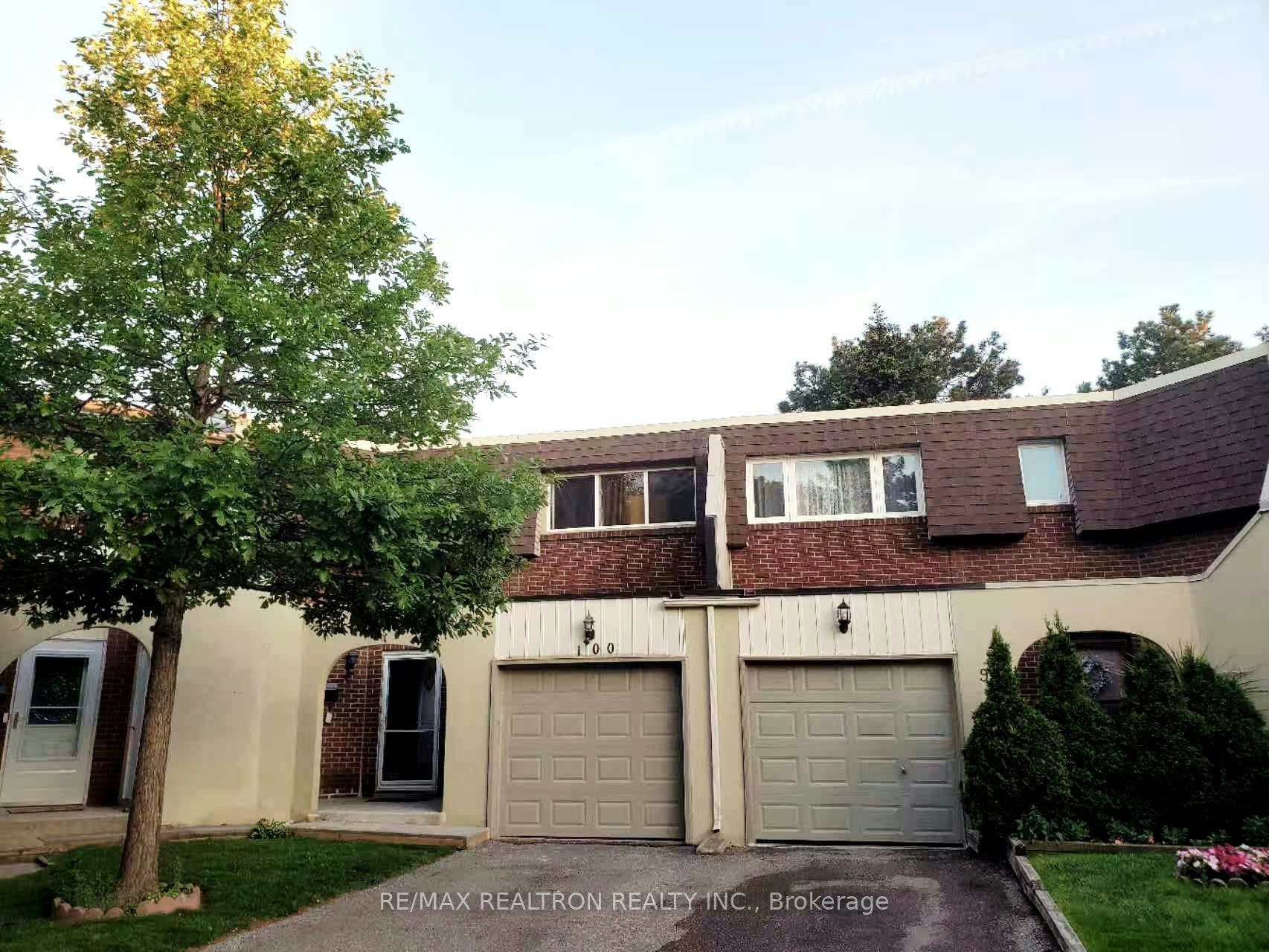 100-1180 Mississauga Valley Boulevard, Mississauga, ON, L5A 3M9