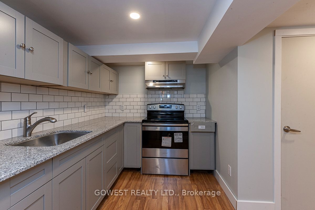 2-480 Jane Street, Toronto, ON, M6S 4A2 - 11