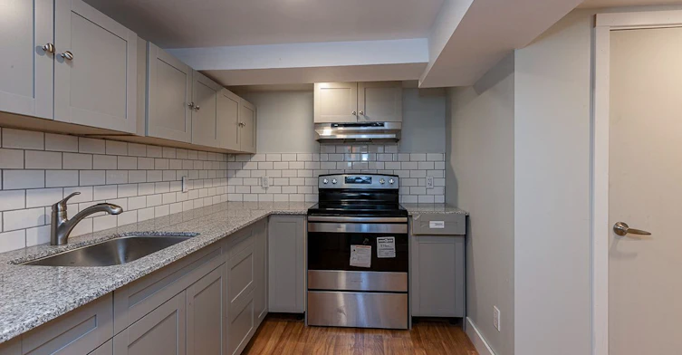 2-480 Jane Street, Toronto, ON, M6S 4A2 - 11