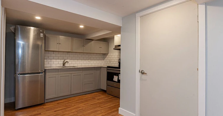 2-480 Jane Street, Toronto, ON, M6S 4A2 - 9