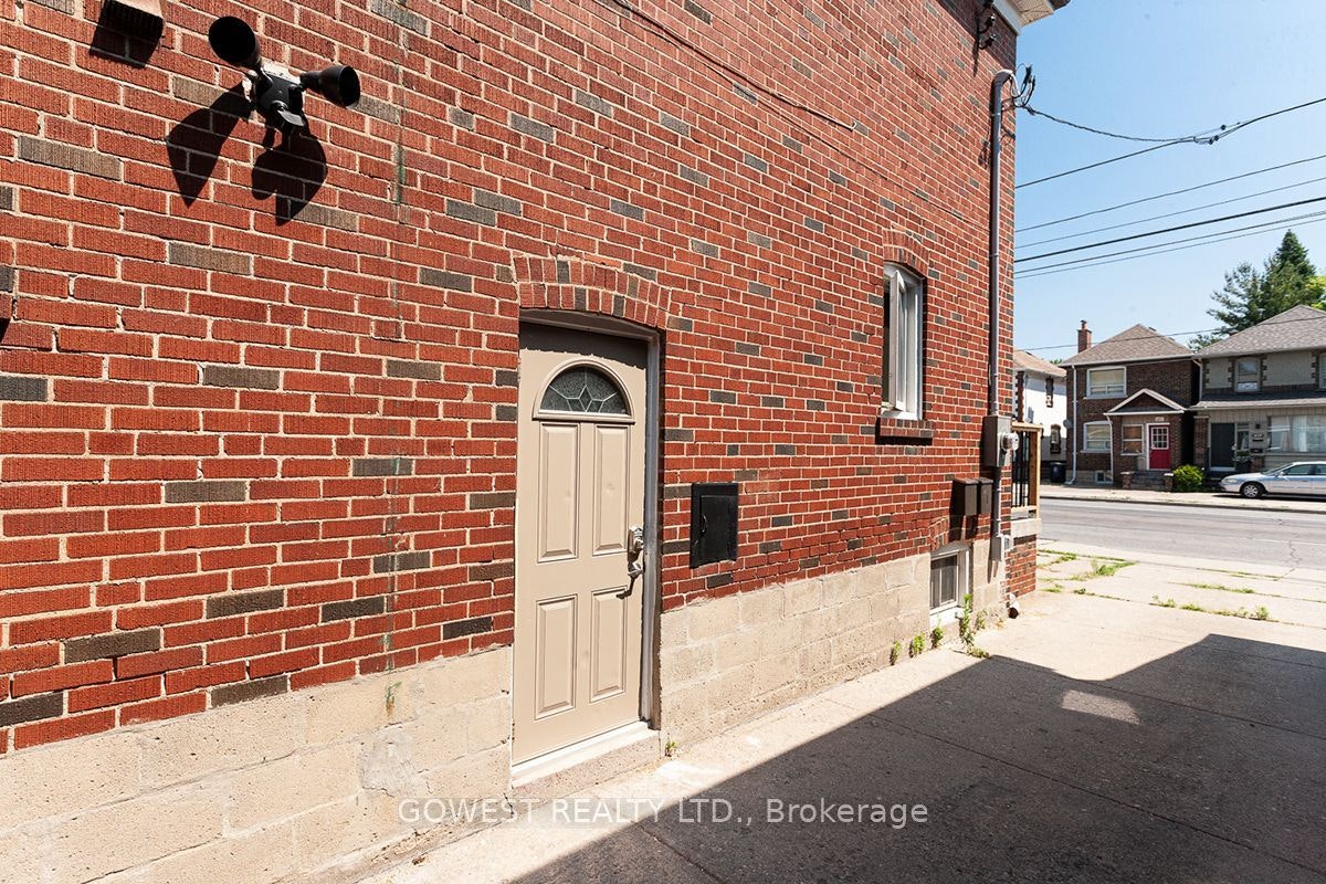 2-480 Jane Street, Toronto, ON, M6S 4A2 - 2