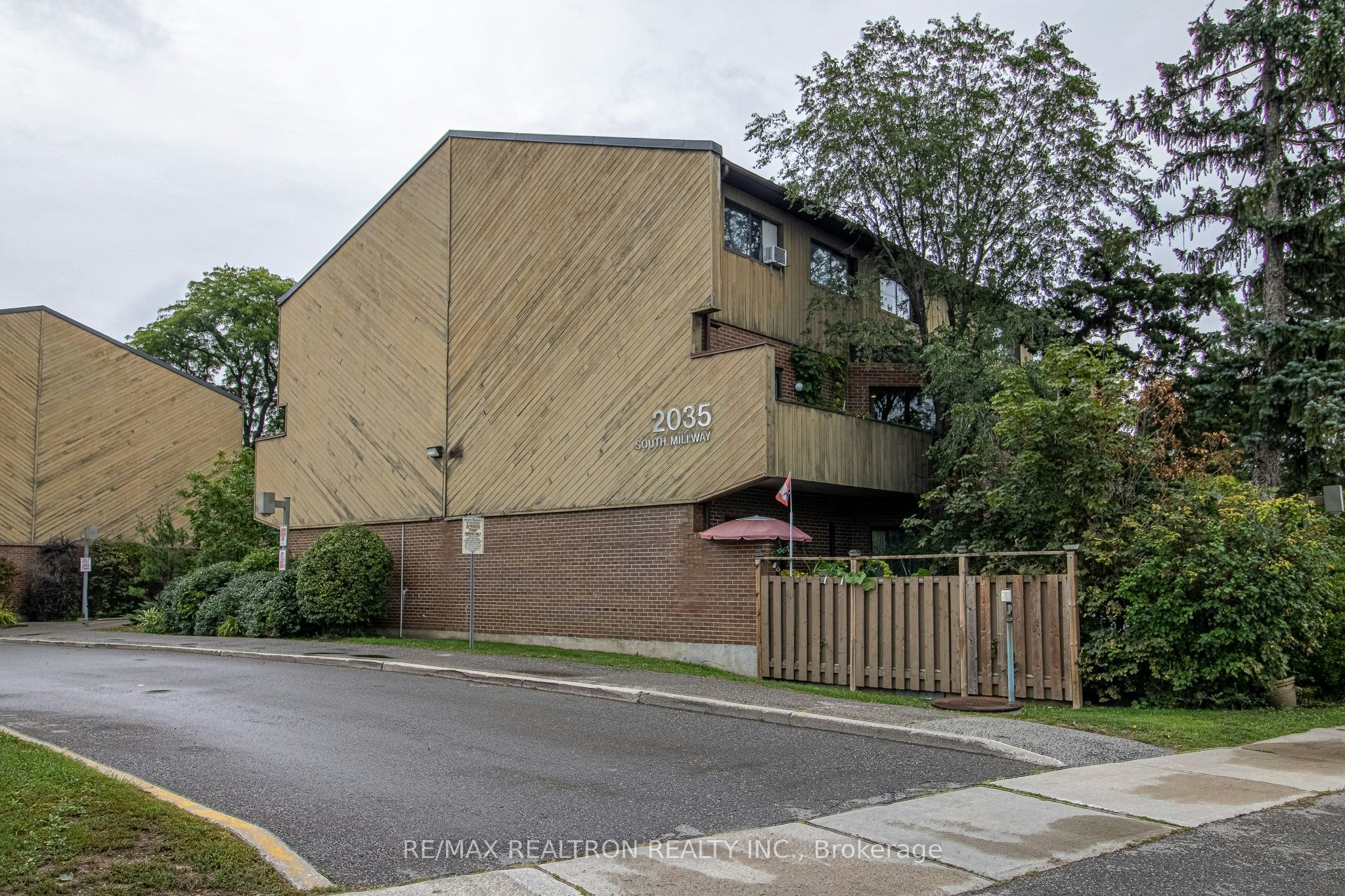 32-2035 South Millway Drive, Mississauga, ON, L5L 1R7 - 32