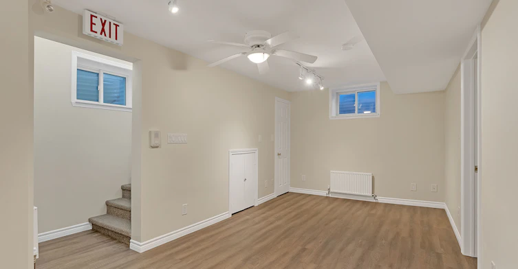 Lower-5B Old Mill Drive, Toronto, ON, M6S 4J7 - 18