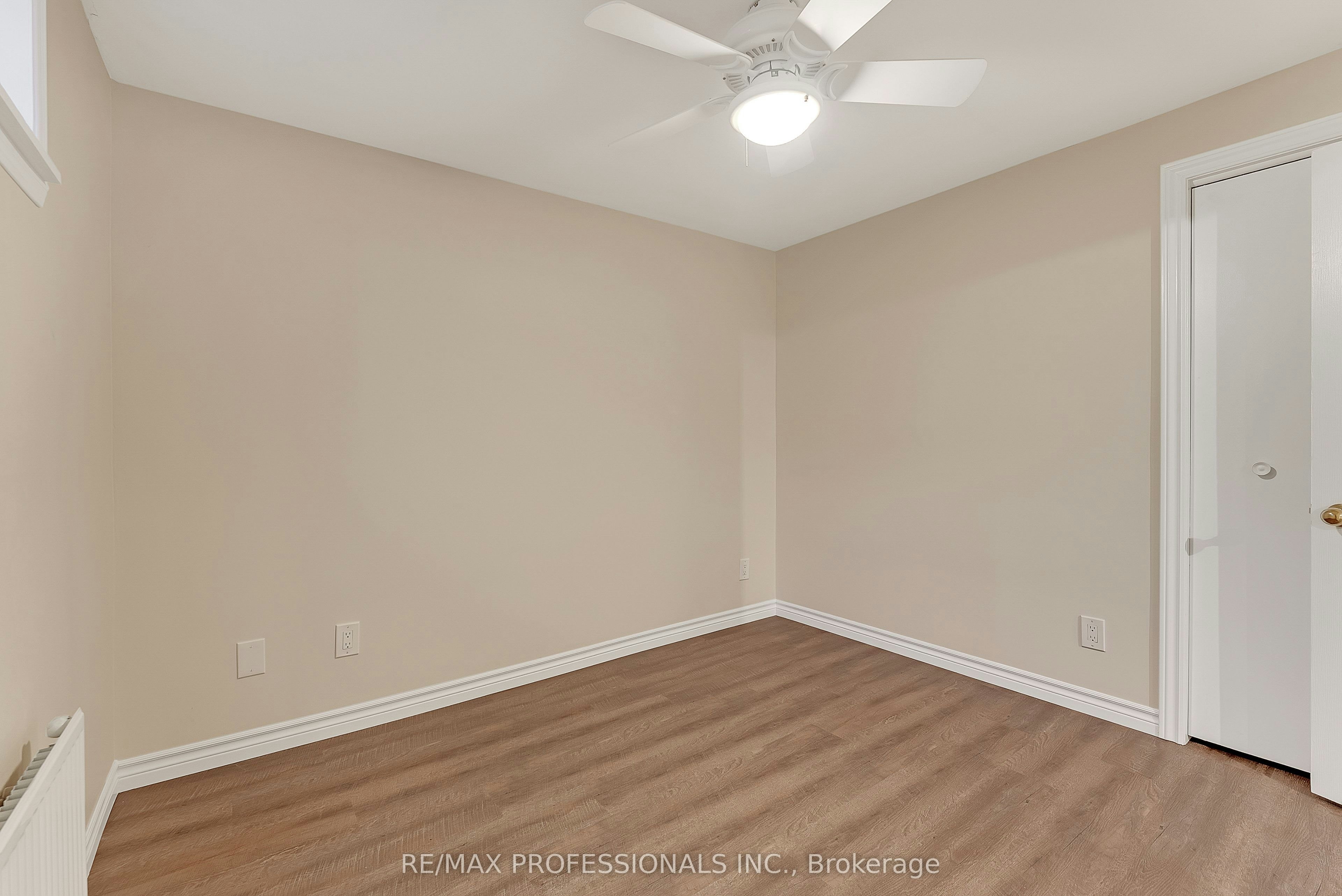 Lower-5B Old Mill Drive, Toronto, ON, M6S 4J7 - 12