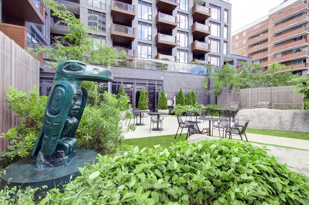 202-21 Park Street E, Mississauga, ON, L5G 1L7 - 32