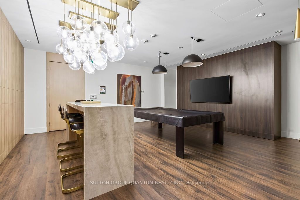 202-21 Park Street E, Mississauga, ON, L5G 1L7 - 30