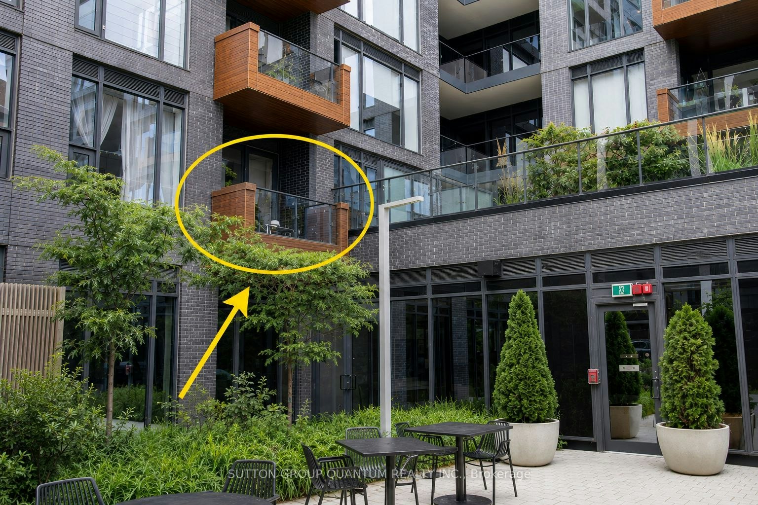 202-21 Park Street E, Mississauga, ON, L5G 1L7 - 34