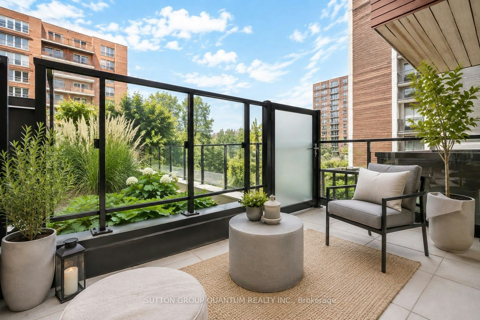 202-21 Park Street E, Mississauga, ON, L5G 1L7 - 16