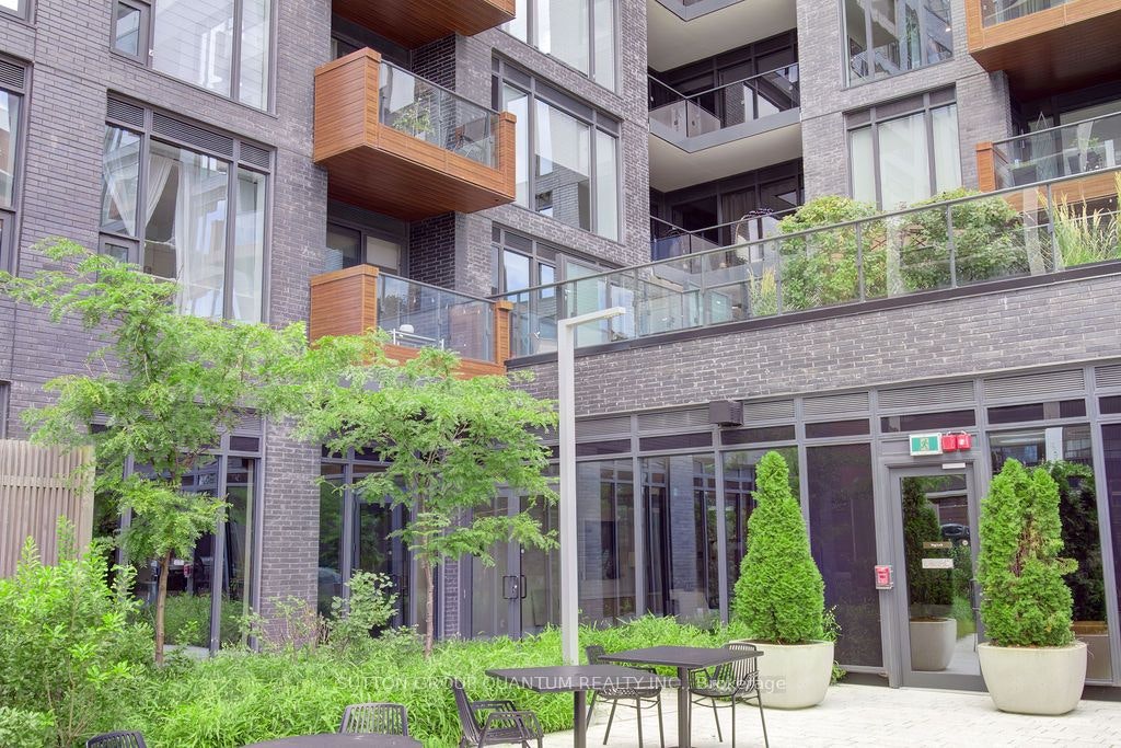202-21 Park Street E, Mississauga, ON, L5G 1L7 - 36