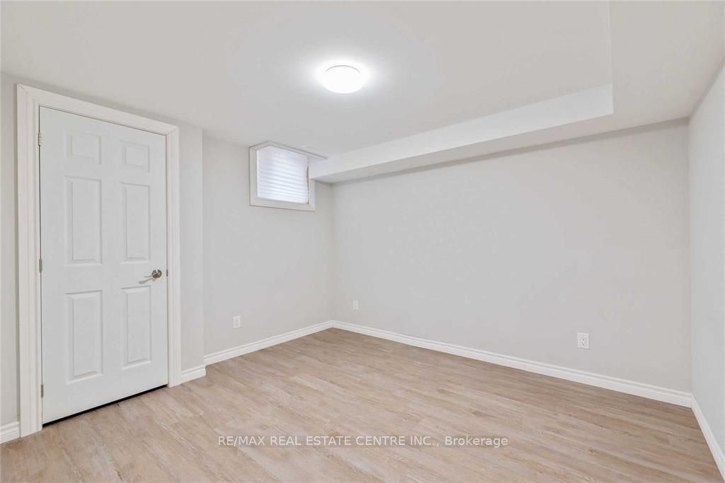265 Coxe Boulevard E, Milton, ON, L9T 4L4 - 10