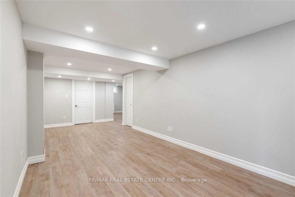265 Coxe Boulevard E, Milton, ON, L9T 4L4 - 5