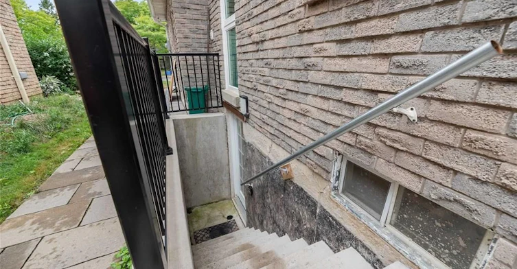 265 Coxe Boulevard E, Milton, ON, L9T 4L4 - 3