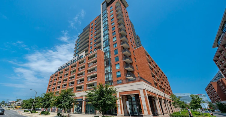 409-3091 Dufferin Street, Toronto, ON, M6A 2S7