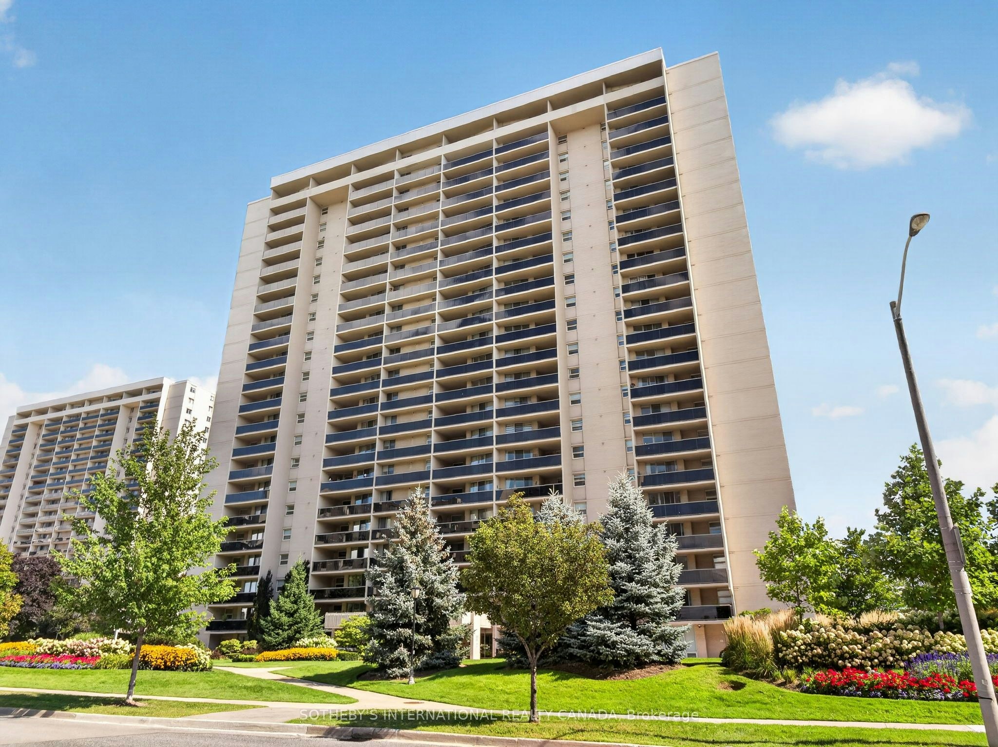 1001-299 Mill Road, Toronto, ON, M9C 4V9