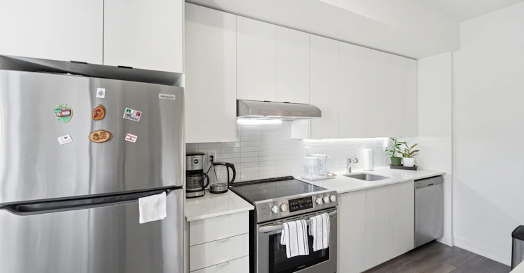 309-120 Canon Jackson Drive, Toronto, ON, M6M 0B7 - 19