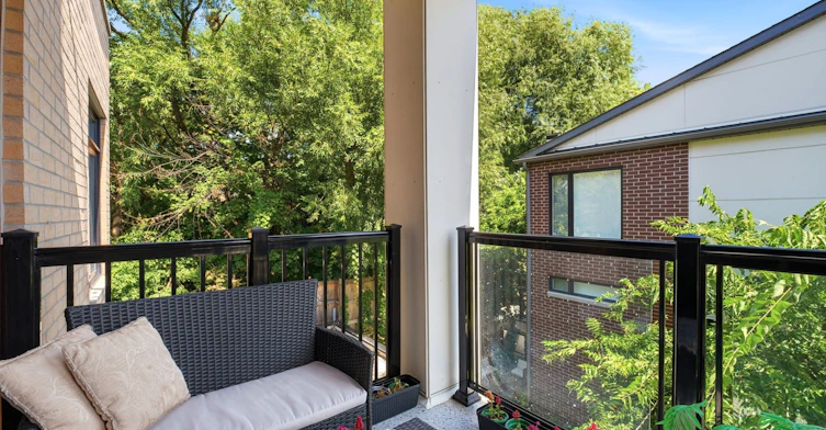 309-120 Canon Jackson Drive, Toronto, ON, M6M 0B7 - 12
