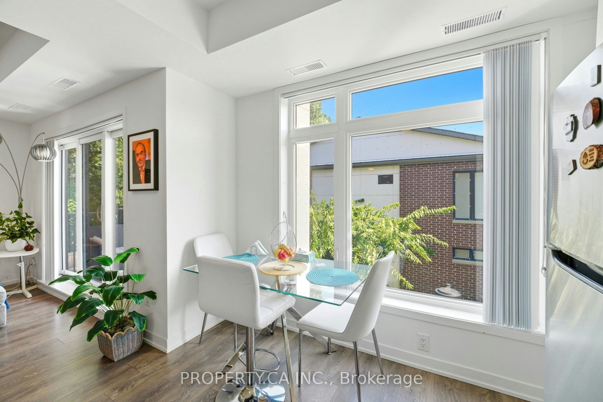 309-120 Canon Jackson Drive, Toronto, ON, M6M 0B7 - 21