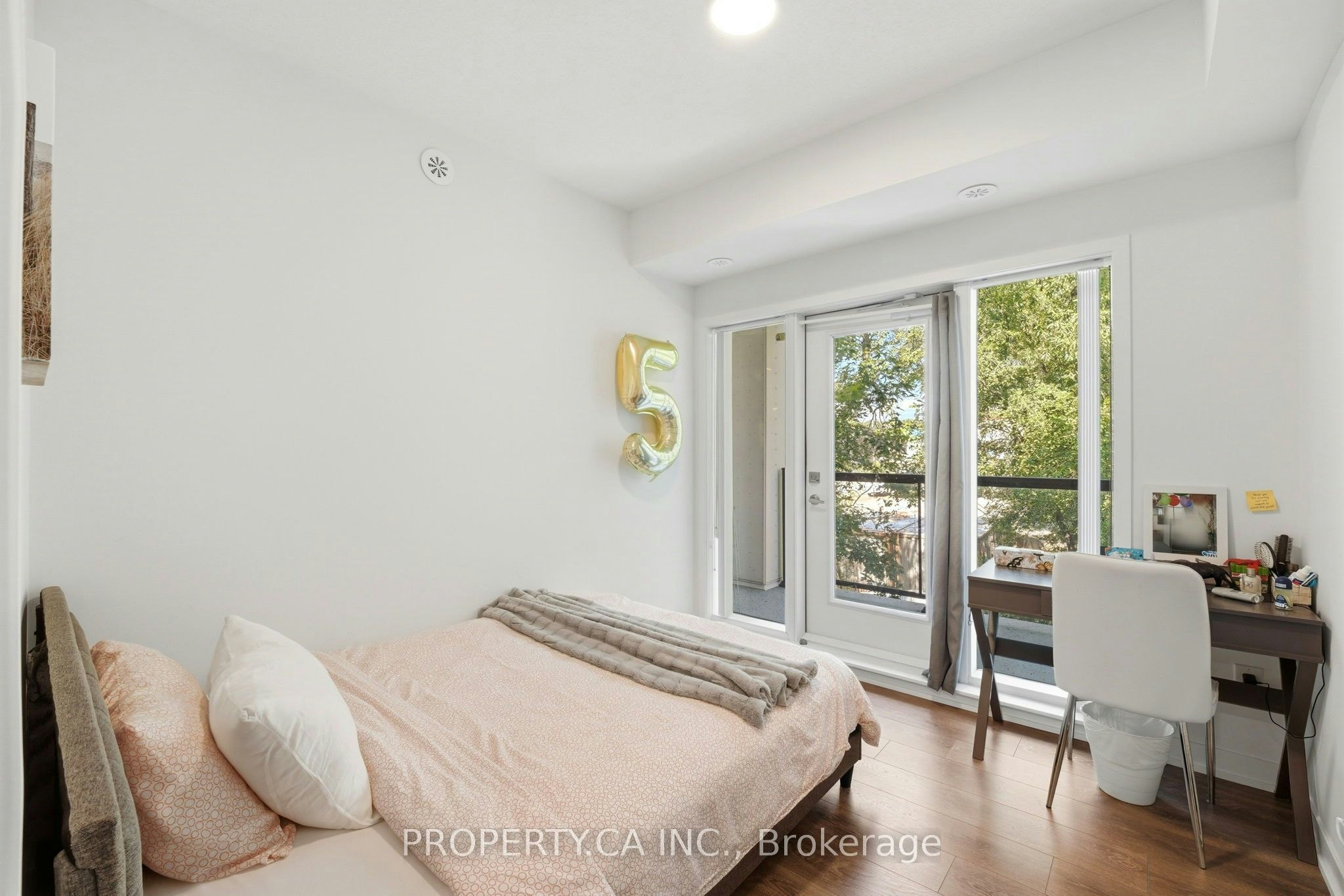 309-120 Canon Jackson Drive, Toronto, ON, M6M 0B7 - 27