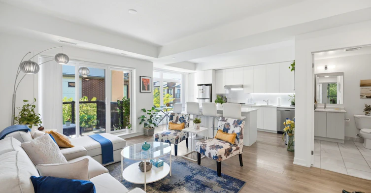 309-120 Canon Jackson Drive, Toronto, ON, M6M 0B7 - 11
