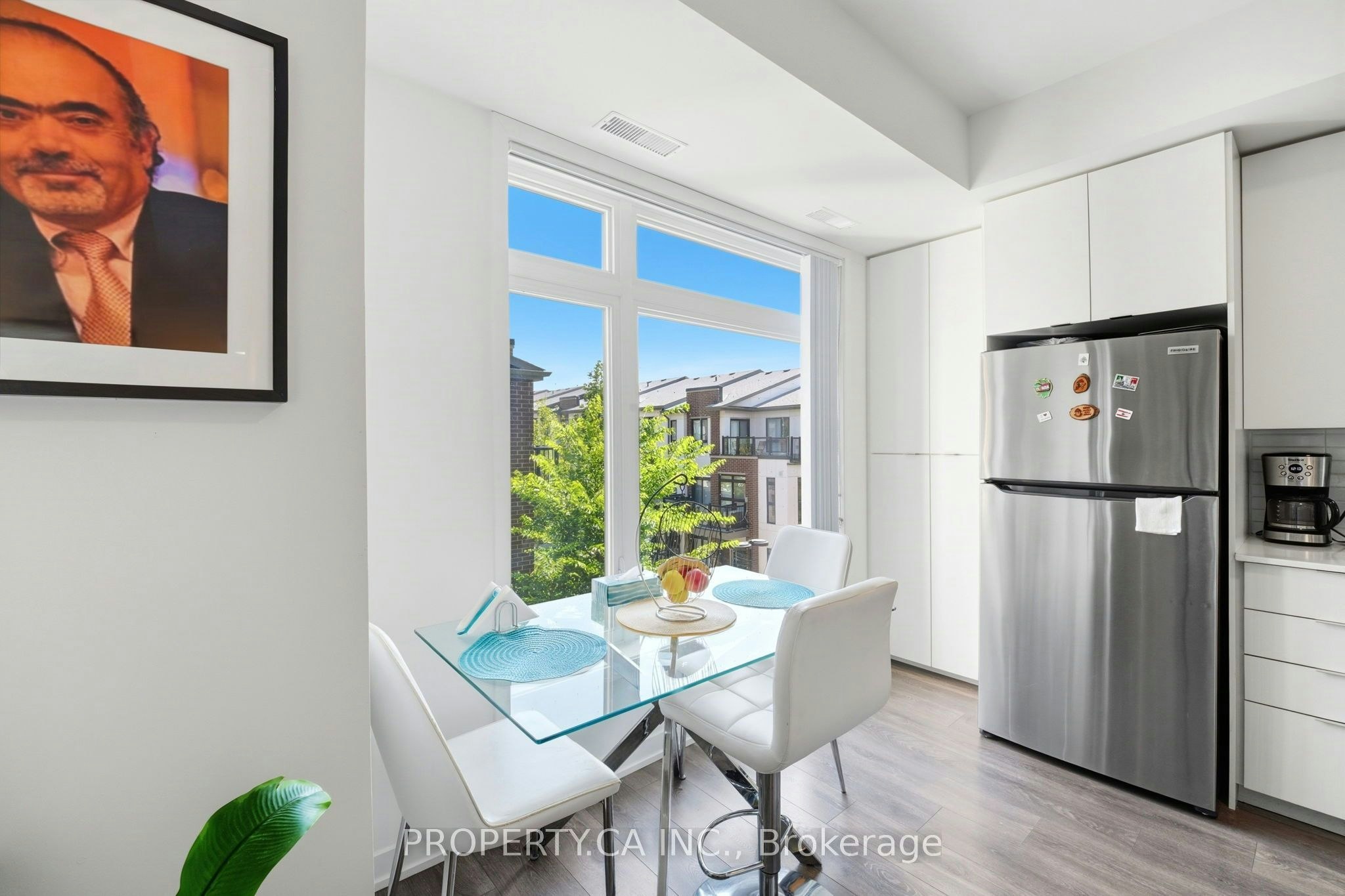 309-120 Canon Jackson Drive, Toronto, ON, M6M 0B7 - 20