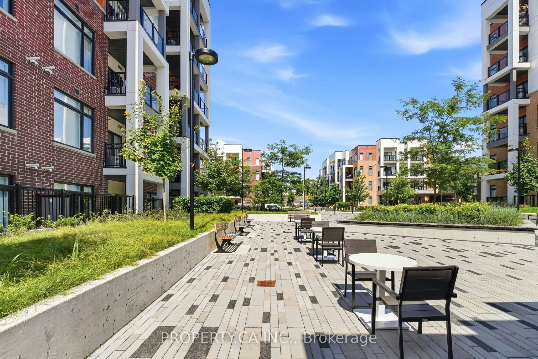 309-120 Canon Jackson Drive, Toronto, ON, M6M 0B7 - 37