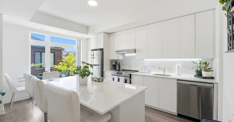 309-120 Canon Jackson Drive, Toronto, ON, M6M 0B7 - 16