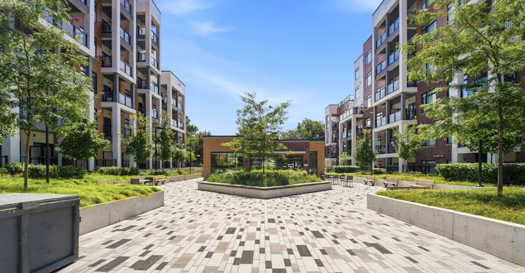 309-120 Canon Jackson Drive, Toronto, ON, M6M 0B7 - 35